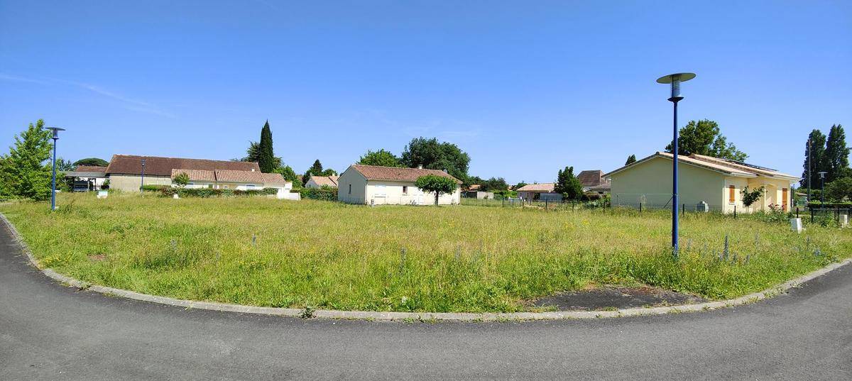 Terrain seul à Montpon-Ménestérol en Dordogne (24) de 530 m² à vendre au prix de 34000€ - 1