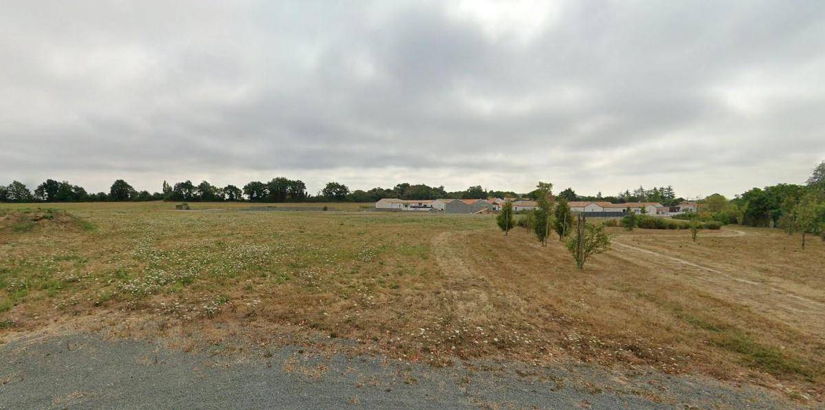 Terrain seul à L'Herbergement en Vendée (85) de 721 m² à vendre au prix de 72897€