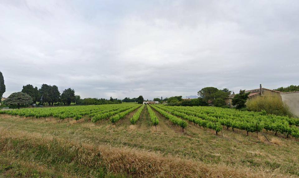 Terrain seul à Camaret-sur-Aigues en Vaucluse (84) de 315 m² à vendre au prix de 94900€ - 3