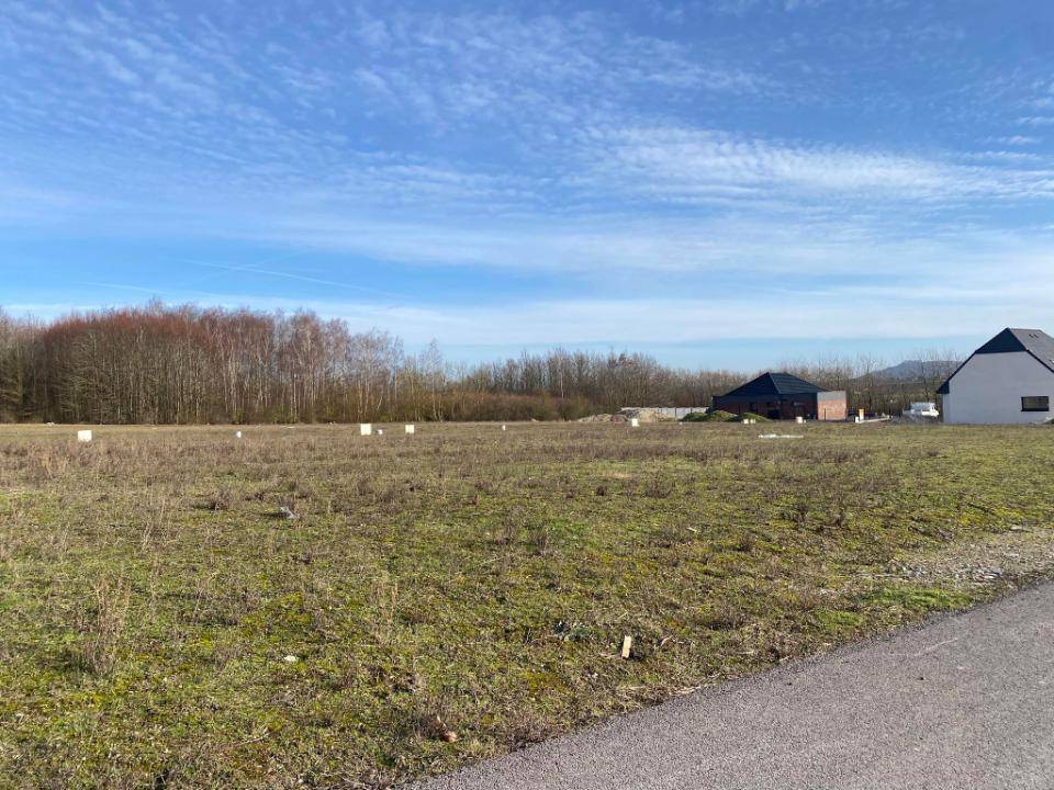 Terrain seul à Nœux-les-Mines en Pas-de-Calais (62) de 609 m² à vendre au prix de 81125€