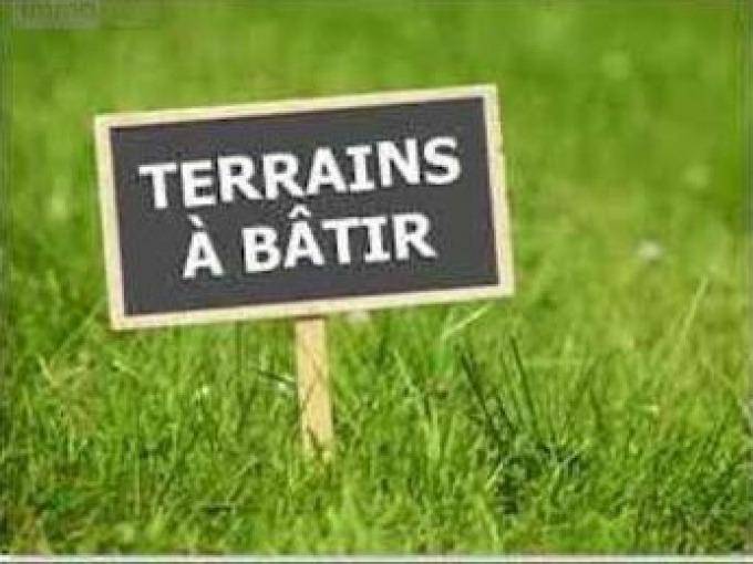 Terrain seul à Tauxigny-Saint-Bauld en Indre-et-Loire (37) de 600 m² à vendre au prix de 50000€
