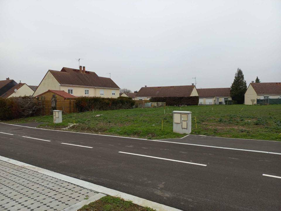 Terrain seul à Bully-les-Mines en Pas-de-Calais (62) de 621 m² à vendre au prix de 65205€ - 2