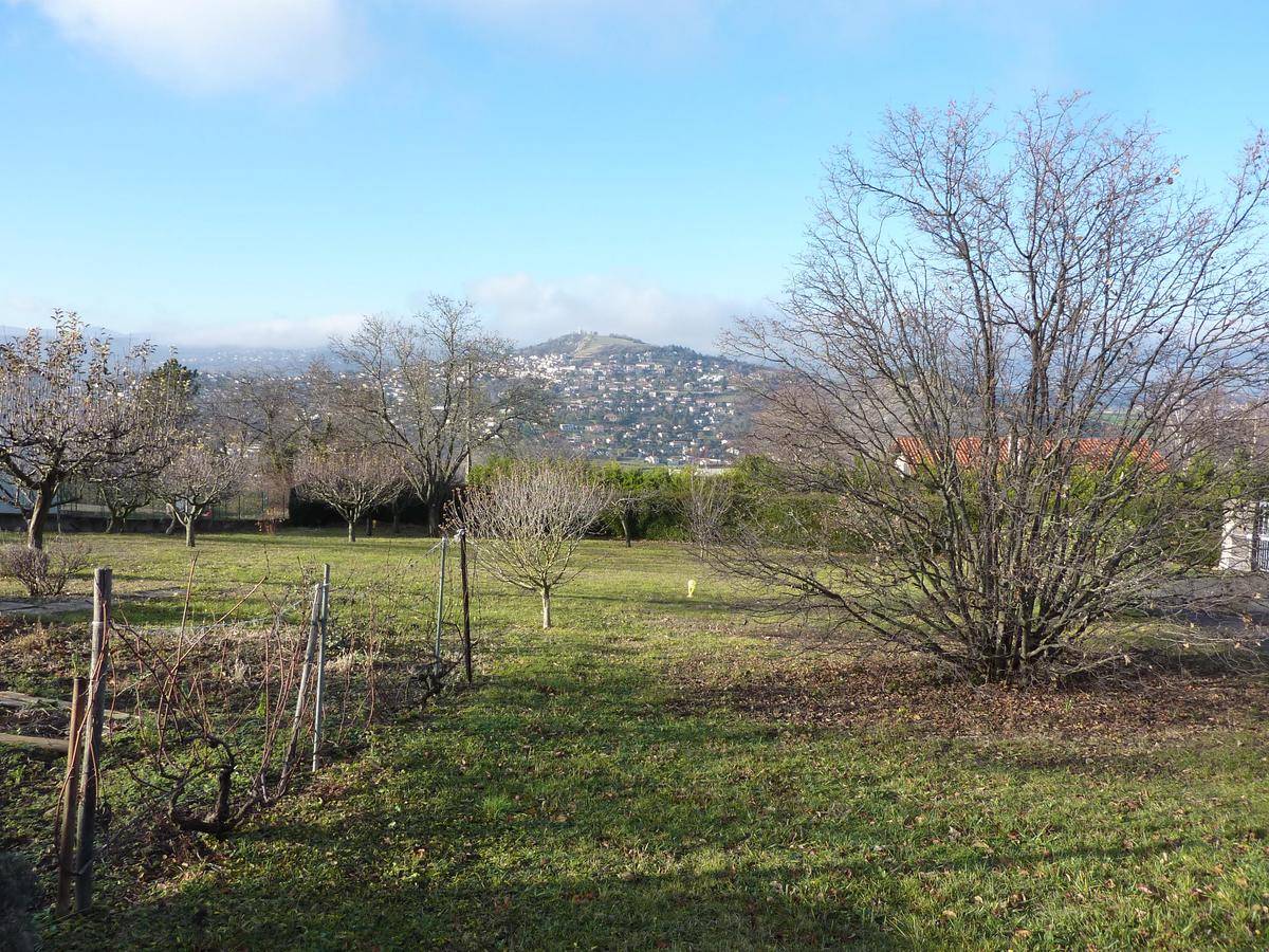 Terrain seul à Veyre-Monton en Puy-de-Dôme (63) de 551 m² à vendre au prix de 90915€ - 2