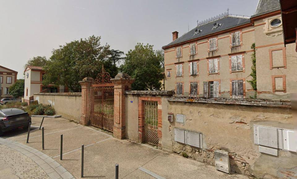 Terrain seul à Roques en Haute-Garonne (31) de 840 m² à vendre au prix de 235000€ - 2