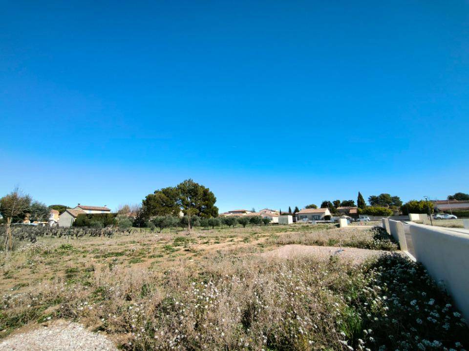 Terrain seul à Pertuis en Vaucluse (84) de 192 m² à vendre au prix de 160000€ - 2