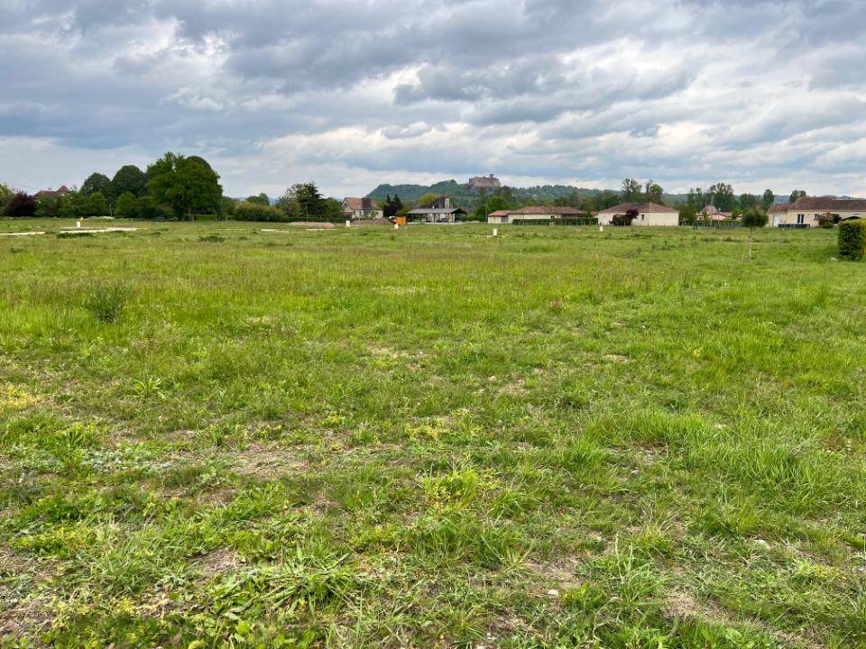 Terrain seul à Biars-sur-Cère en Lot (46) de 884 m² à vendre au prix de 26000€ - 1