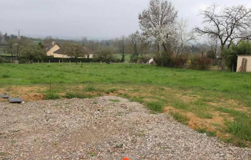 Terrain seul à Lavaré en Sarthe (72) de 500 m² à vendre au prix de 12000€