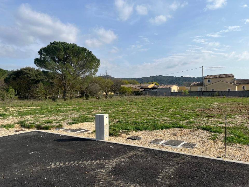 Terrain seul à Bollène en Vaucluse (84) de 669 m² à vendre au prix de 86000€ - 2