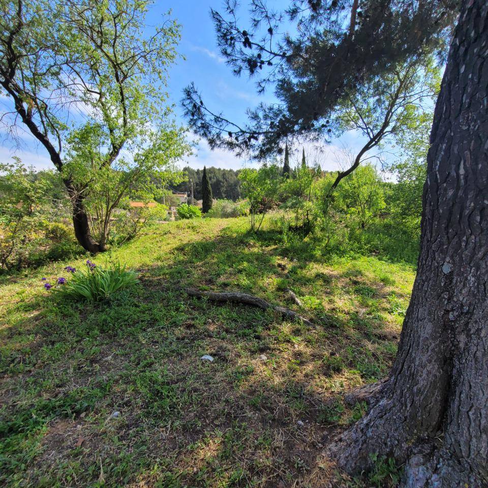 Terrain seul à Gardanne en Bouches-du-Rhône (13) de 738 m² à vendre au prix de 255000€ - 4