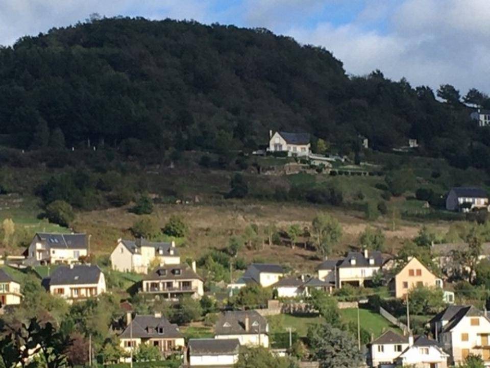 Terrain seul à Entraygues-sur-Truyère en Aveyron (12) de 1300 m² à vendre au prix de 22100€ - 3