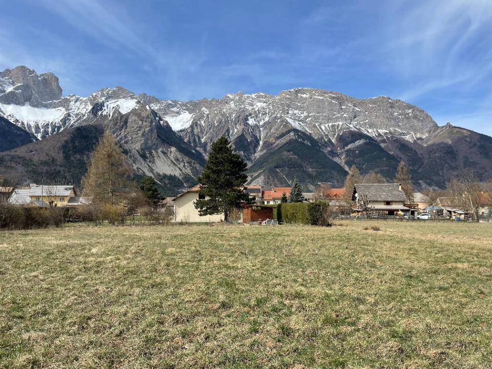 Terrain seul à Aubessagne en Hautes-Alpes (05) de 527 m² à vendre au prix de 78000€ - 2