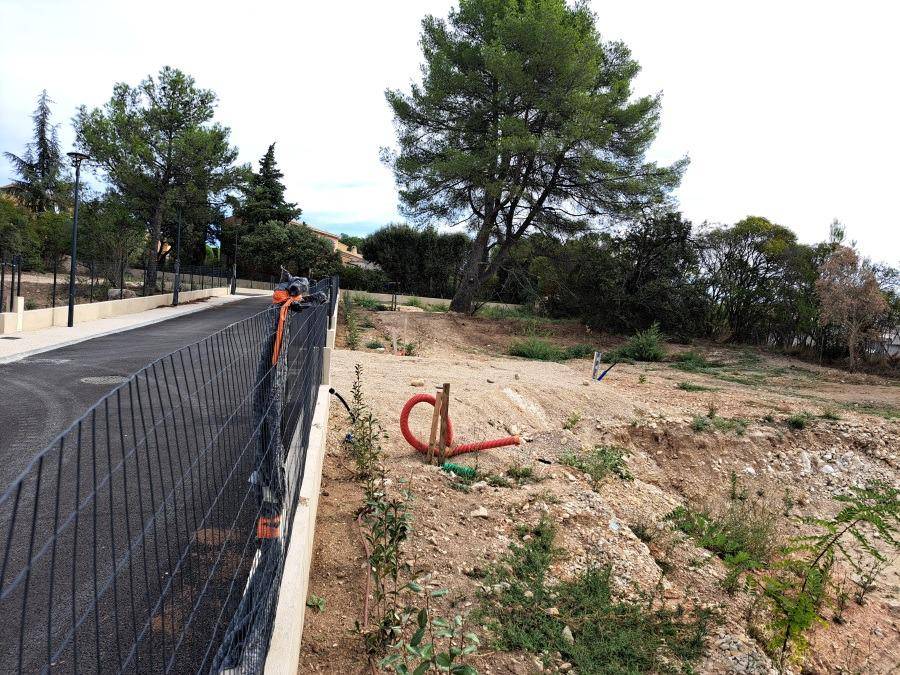 Terrain seul à Lambesc en Bouches-du-Rhône (13) de 390 m² à vendre au prix de 230000€ - 4