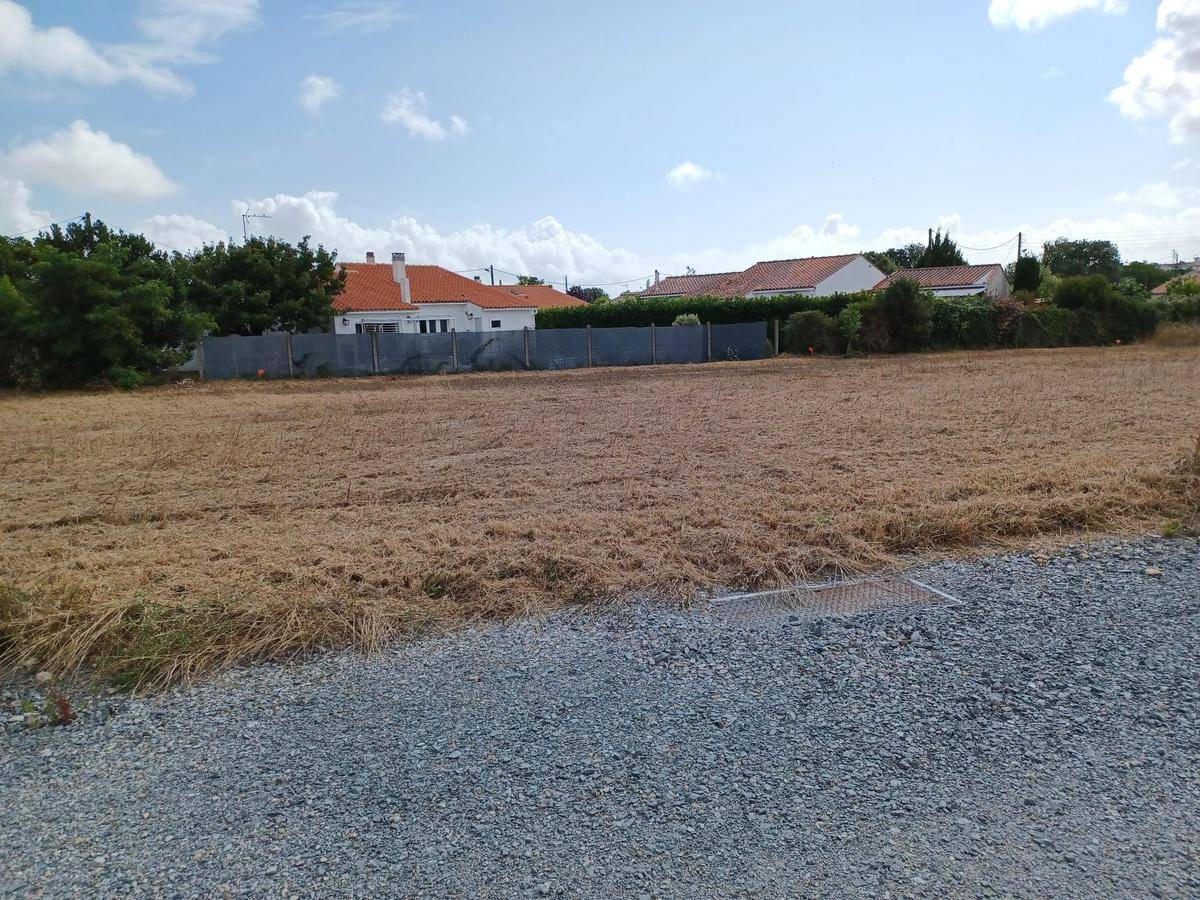 Programme terrain + maison à Dompierre-sur-Mer en Charente-Maritime (17) de 145 m² à vendre au prix de 601303€ - 3