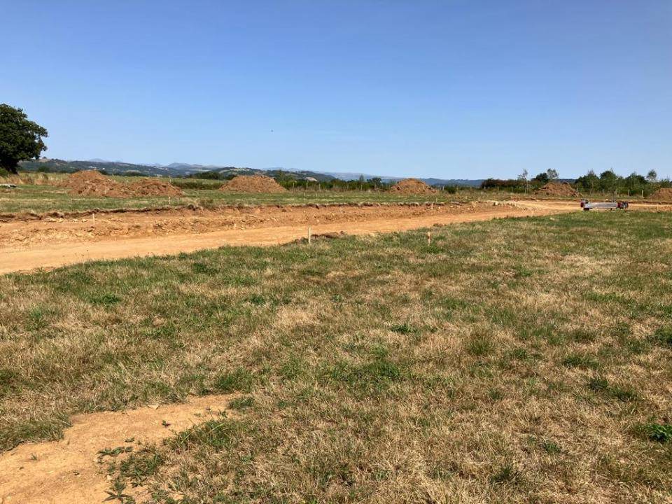 Terrain seul à Arpajon-sur-Cère en Cantal (15) de 700 m² à vendre au prix de 49700€ - 2