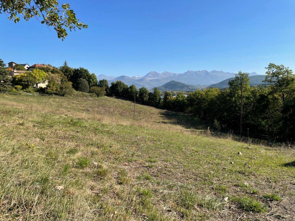 Terrain seul à Gap en Hautes-Alpes (05) de 640 m² à vendre au prix de 130000€ - 1