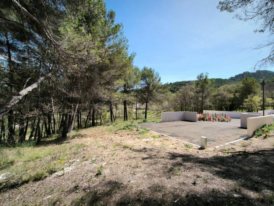 Terrain seul à La Roque-d'Anthéron en Bouches-du-Rhône (13) de 431 m² à vendre au prix de 169000€ - 4