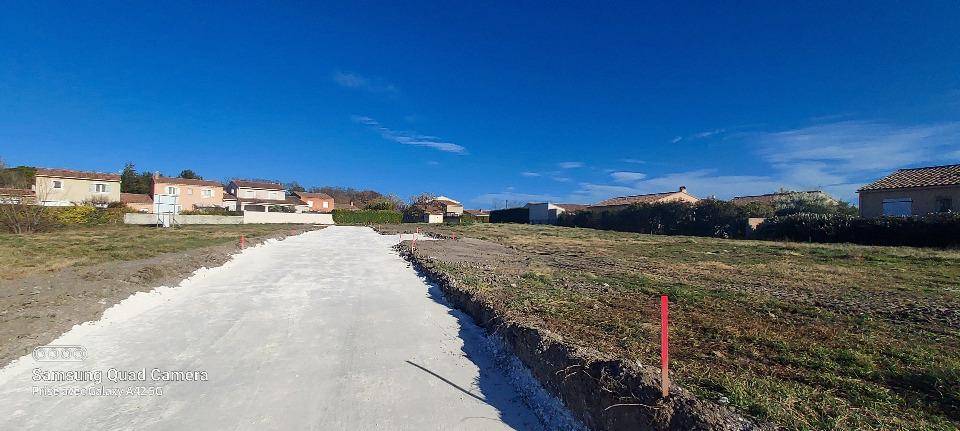 Terrain seul à Sorgues en Vaucluse (84) de 489 m² à vendre au prix de 152000€