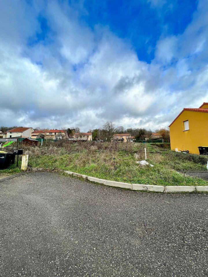 Programme terrain + maison à Lorry-Mardigny en Moselle (57) de 86 m² à vendre au prix de 269000€ - 2