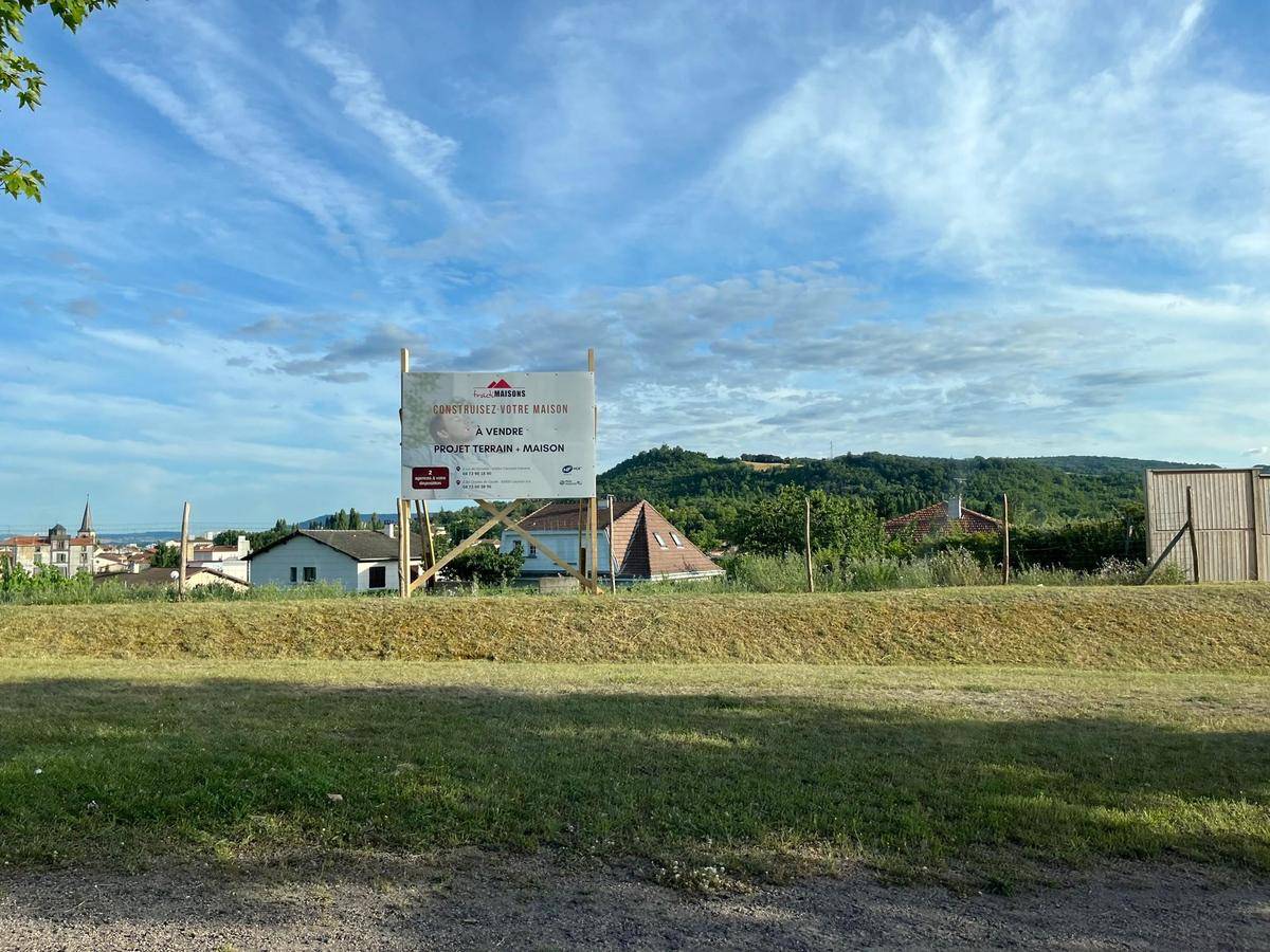 Programme terrain + maison à Cébazat en Puy-de-Dôme (63) de 85 m² à vendre au prix de 293348€ - 3