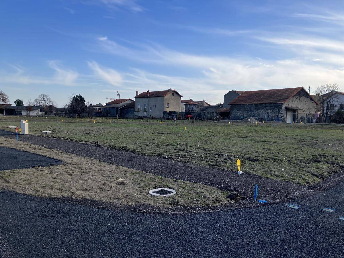 Terrain seul à Cébazat en Puy-de-Dôme (63) de 309 m² à vendre au prix de 80000€ - 2