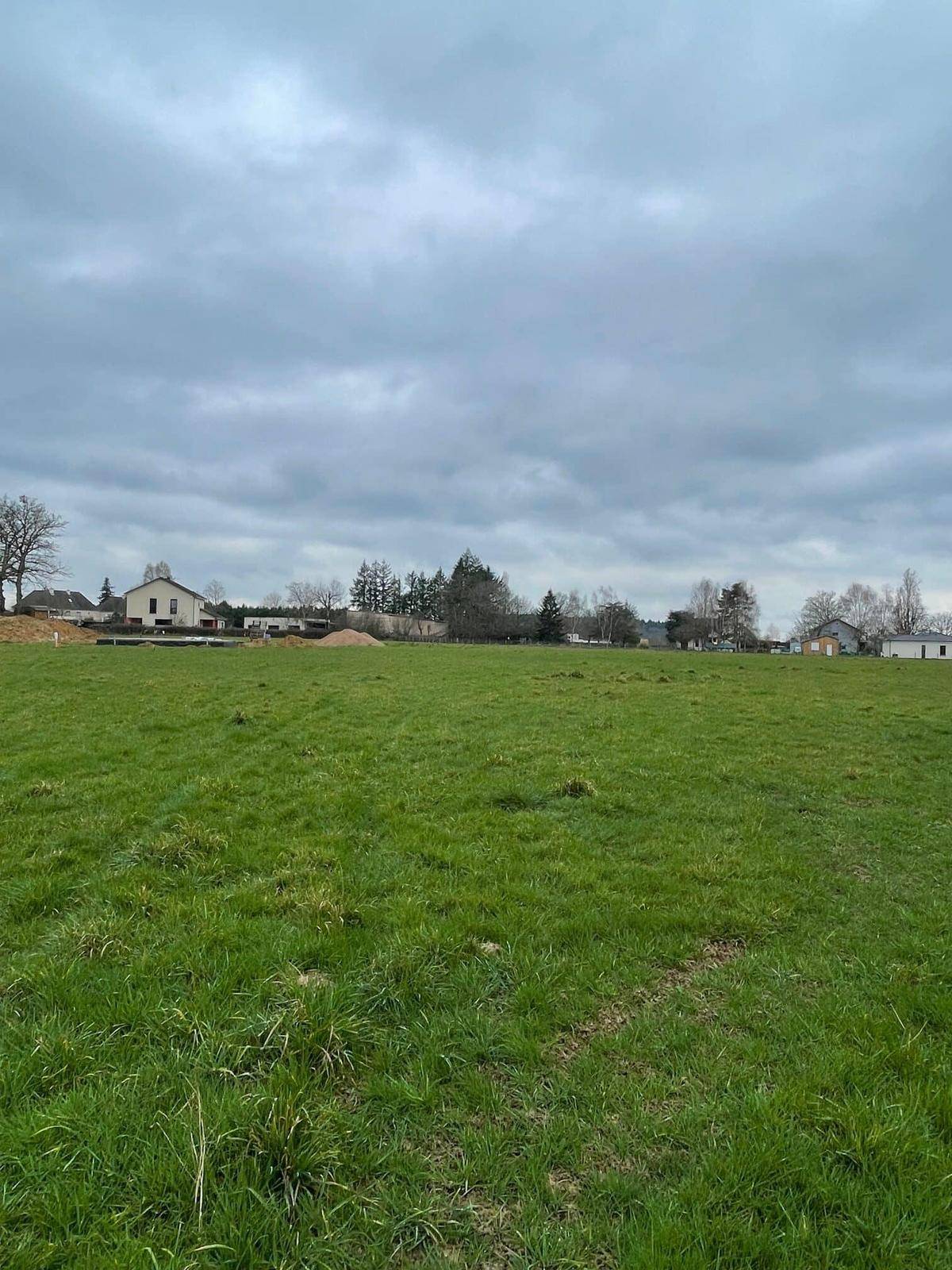 Terrain seul à Paray-le-Monial en Saône-et-Loire (71) de 1281 m² à vendre au prix de 38430€