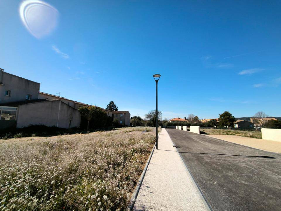 Terrain seul à Pertuis en Vaucluse (84) de 174 m² à vendre au prix de 160000€ - 1