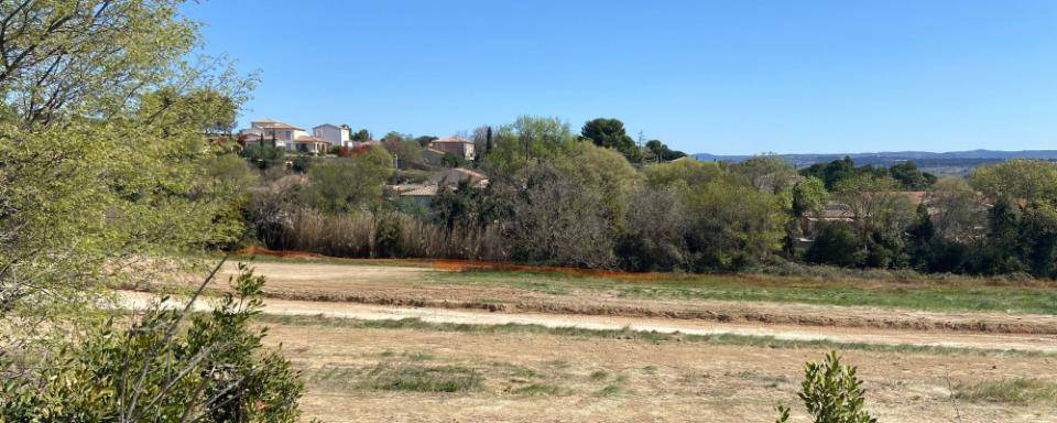 Terrain seul à Aspiran en Hérault (34) de 285 m² à vendre au prix de 105000€