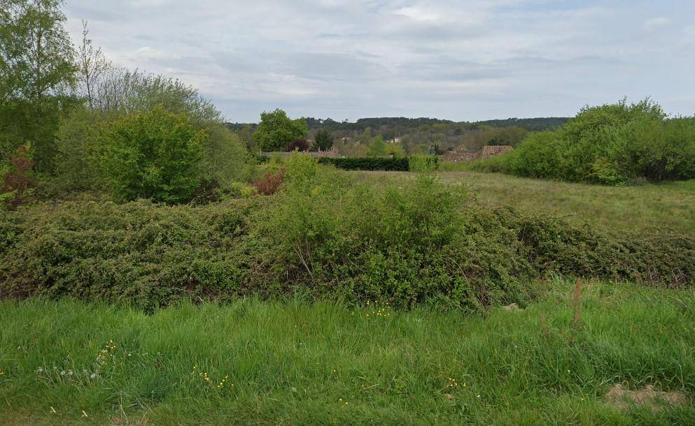 Terrain seul à Eyraud-Crempse-Maurens en Dordogne (24) de 1435 m² à vendre au prix de 30000€
