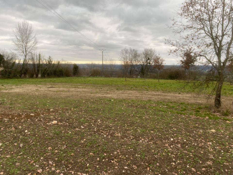 Terrain seul à Vélines en Dordogne (24) de 892 m² à vendre au prix de 32000€ - 1