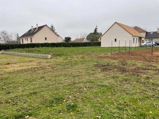 Terrain seul à Fatines en Sarthe (72) de 450 m² à vendre au prix de 45000€ - 1