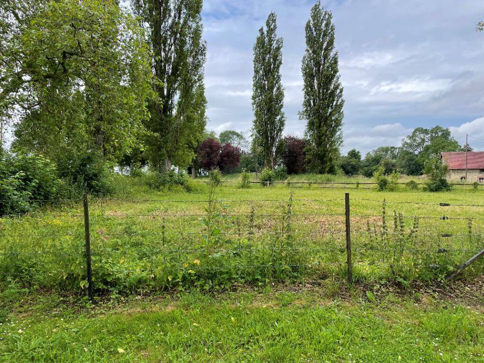 Terrain seul à Bréval en Yvelines (78) de 390 m² à vendre au prix de 113000€