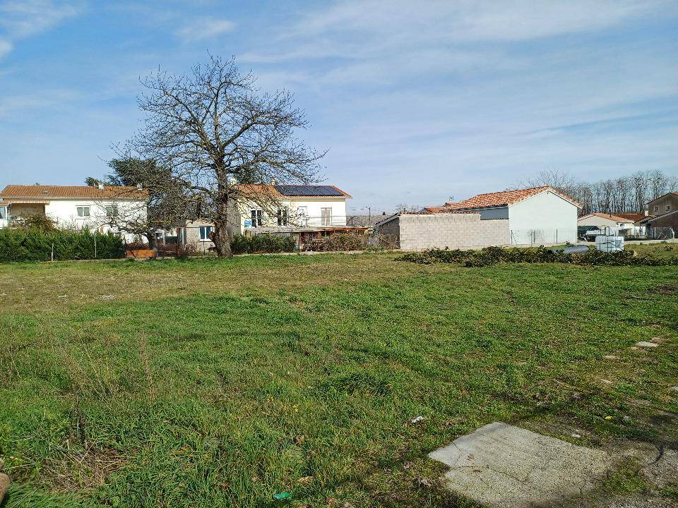 Terrain seul à Saint-Jean-du-Falga en Ariège (09) de 590 m² à vendre au prix de 75000€ - 2