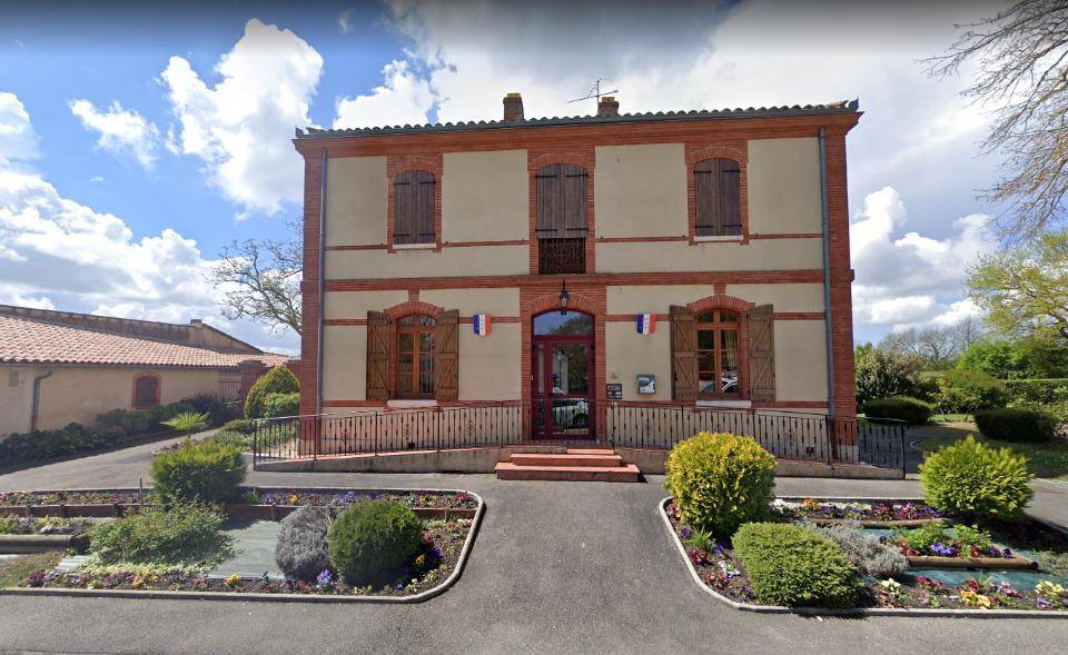 Terrain seul à Pechbonnieu en Haute-Garonne (31) de 840 m² à vendre au prix de 115000€ - 2