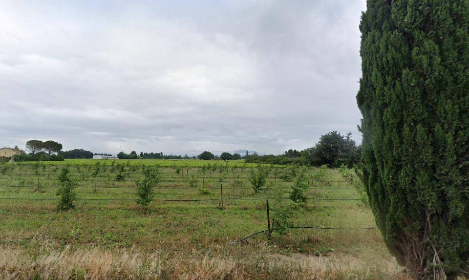 Terrain seul à Camaret-sur-Aigues en Vaucluse (84) de 315 m² à vendre au prix de 94900€ - 2