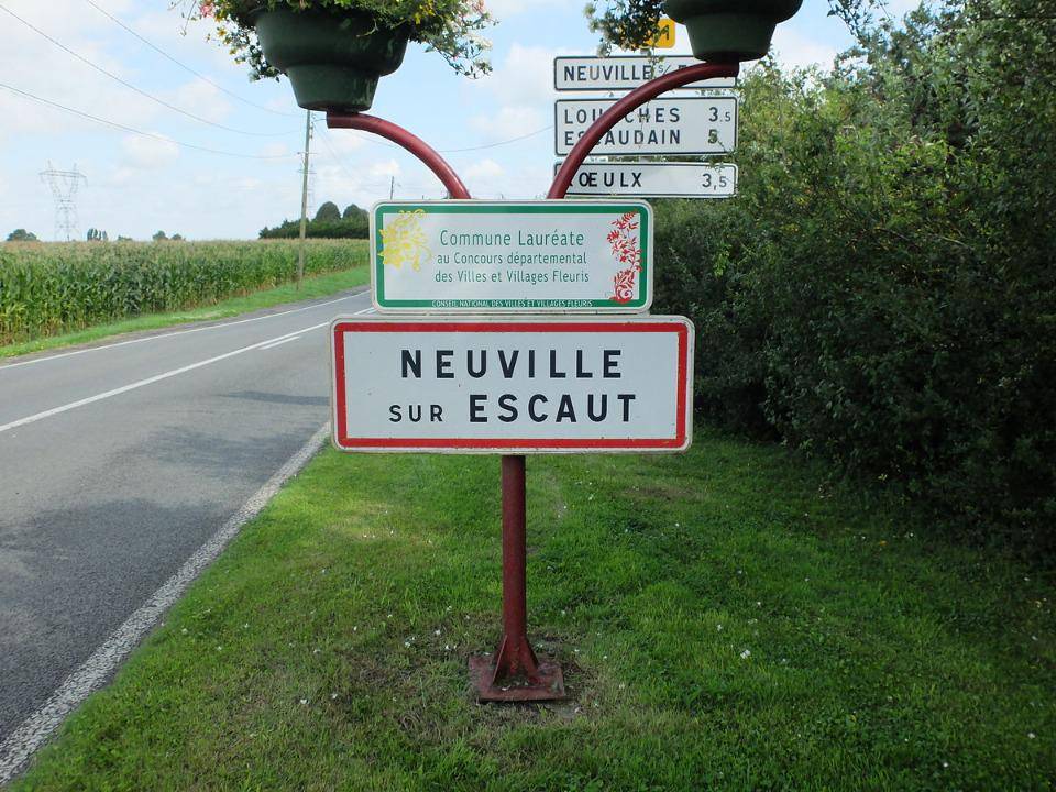 Terrain seul à Neuville-sur-Escaut en Nord (59) de 417 m² à vendre au prix de 48000€ - 1