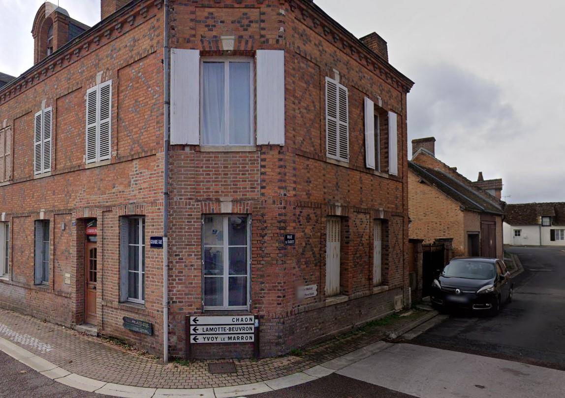 Terrain seul à Vouzon en Loir-et-Cher (41) de 800 m² à vendre au prix de 38000€