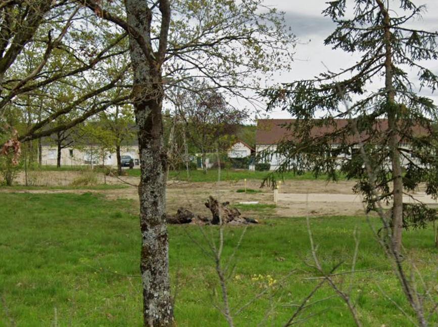 Terrain seul à Saint-Martin-d'Abbat en Loiret (45) de 700 m² à vendre au prix de 70000€