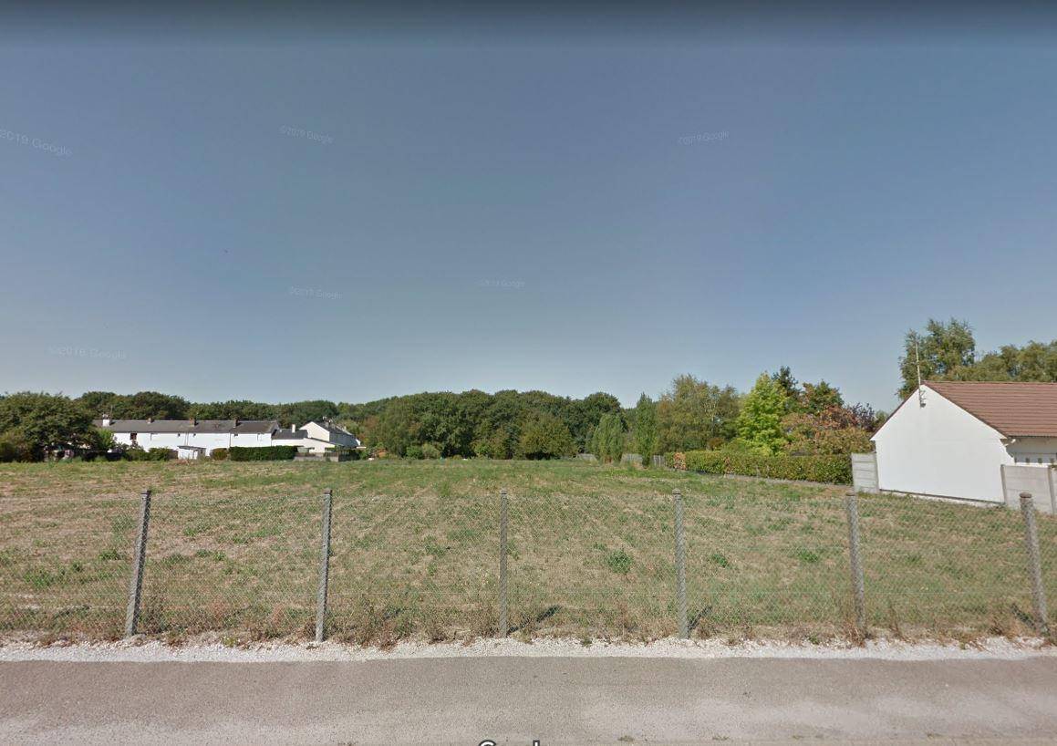 Terrain seul à Fleury-les-Aubrais en Loiret (45) de 300 m² à vendre au prix de 79000€