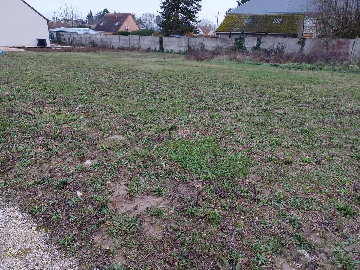 Terrain seul à La Chapelle-Saint-Mesmin en Loiret (45) de 508 m² à vendre au prix de 110000€