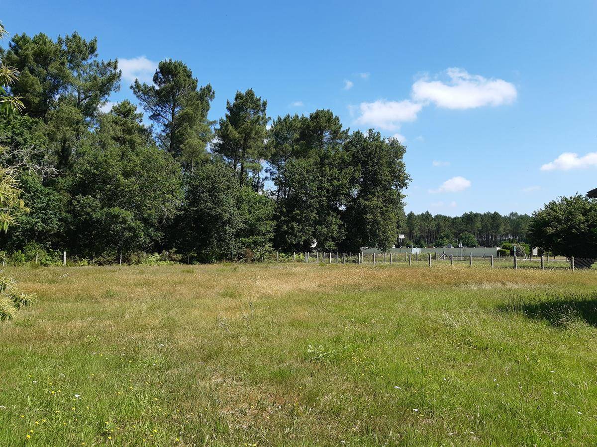 Terrain seul à Le Barp en Gironde (33) de 611 m² à vendre au prix de 167000€
