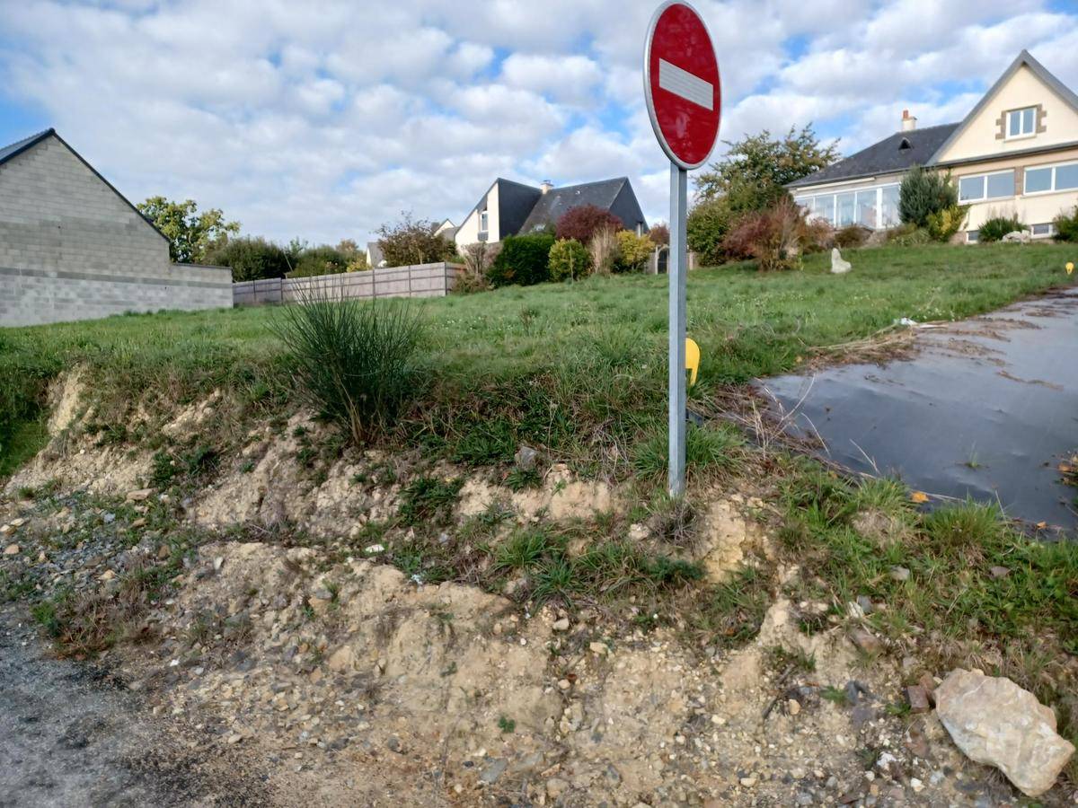 Terrain seul à Gosné en Ille-et-Vilaine (35) de 350 m² à vendre au prix de 63000€