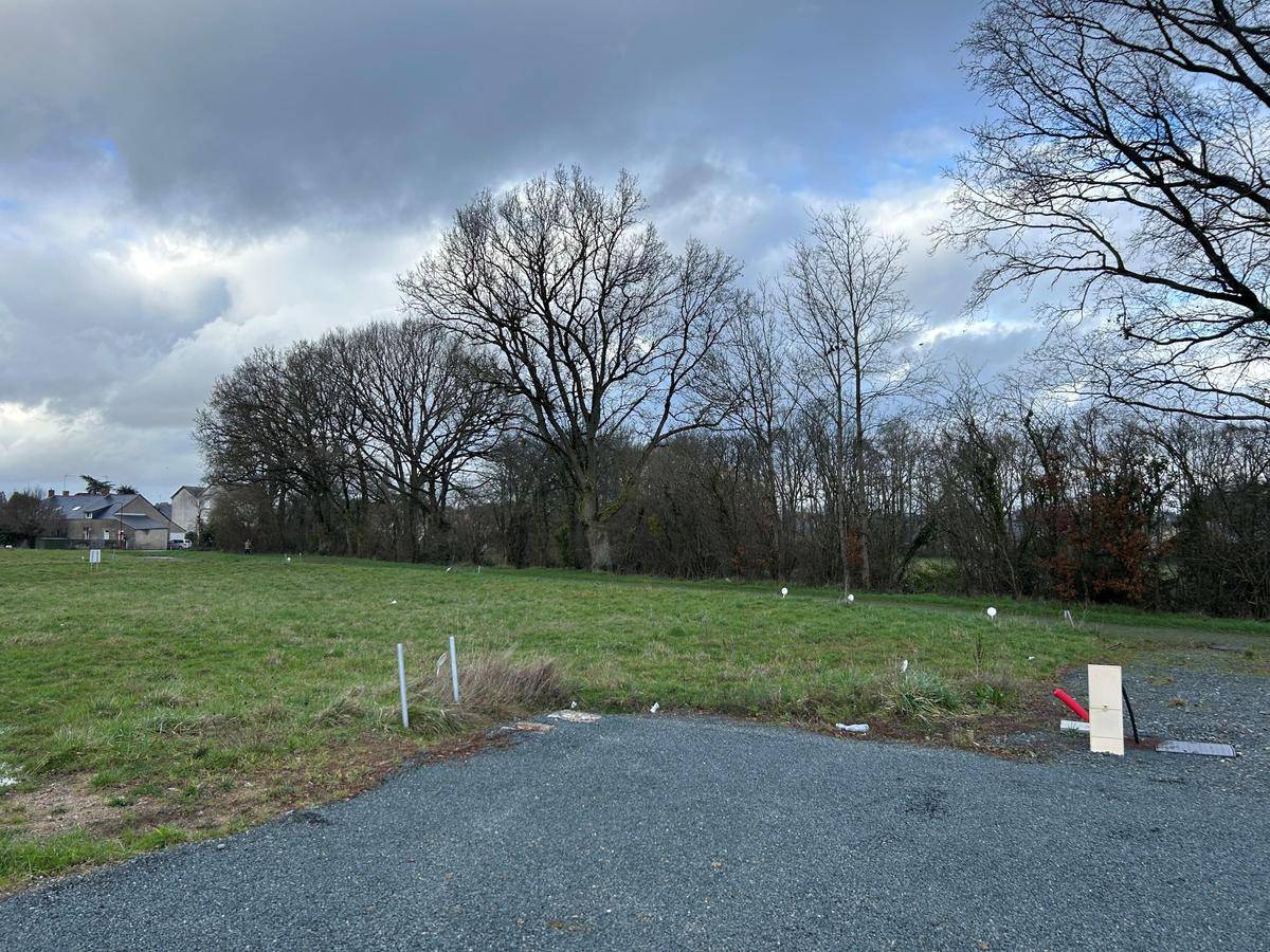 Terrain seul à Bécon-les-Granits en Maine-et-Loire (49) de 569 m² à vendre au prix de 93180€