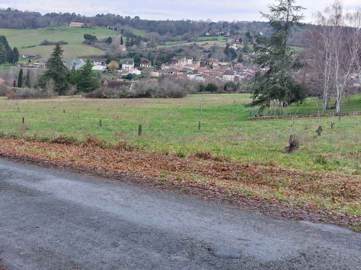 Terrain seul à Villamblard en Dordogne (24) de 2290 m² à vendre au prix de 29770€