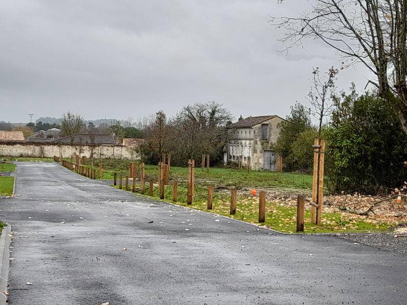 Terrain seul à Jarnac en Charente (16) de 533 m² à vendre au prix de 50104€ - 1