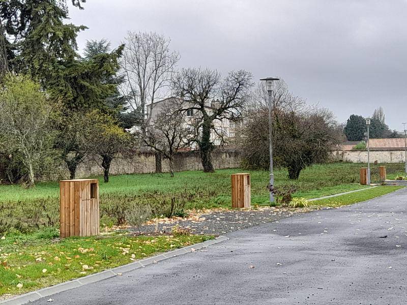 Terrain seul à Jarnac en Charente (16) de 609 m² à vendre au prix de 57248€ - 1