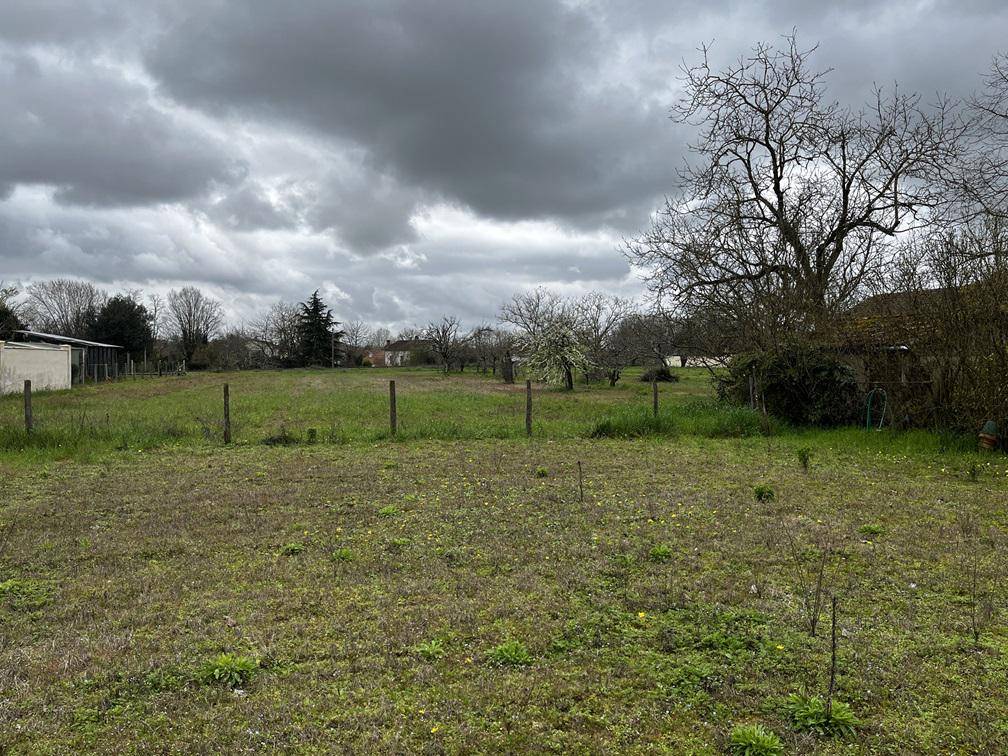 Terrain seul à Prigonrieux en Dordogne (24) de 1732 m² à vendre au prix de 55000€