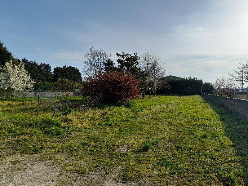 Terrain seul à Châteaubernard en Charente (16) de 1500 m² à vendre au prix de 80000€ - 1
