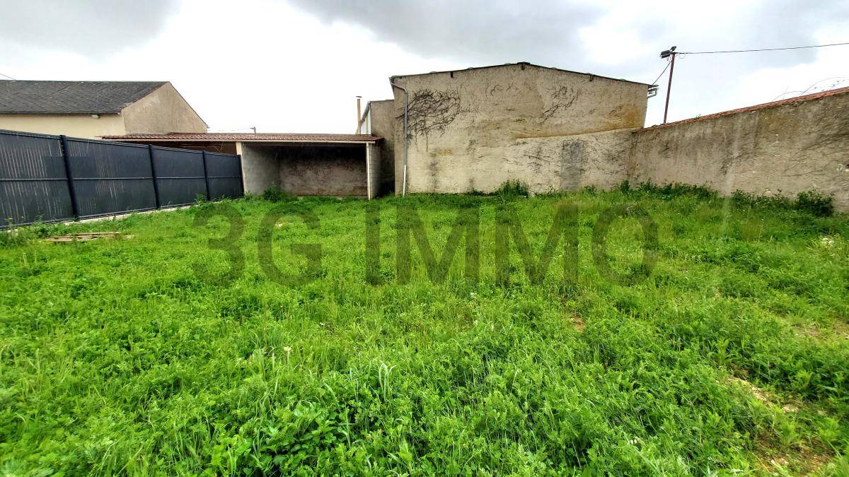 Terrain seul à Étampes en Essonne (91) de 333 m² à vendre au prix de 69000€ - 3