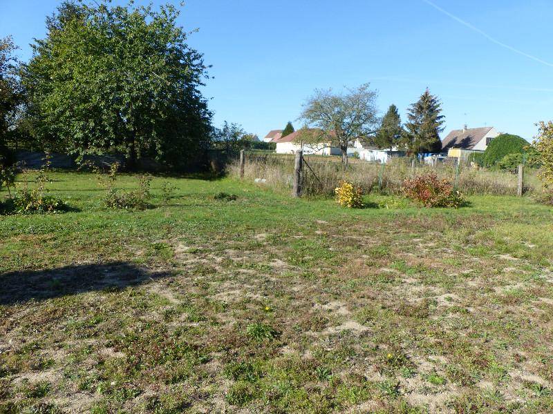Terrain seul à Muirancourt en Oise (60) de 856 m² à vendre au prix de 28000€ - 3