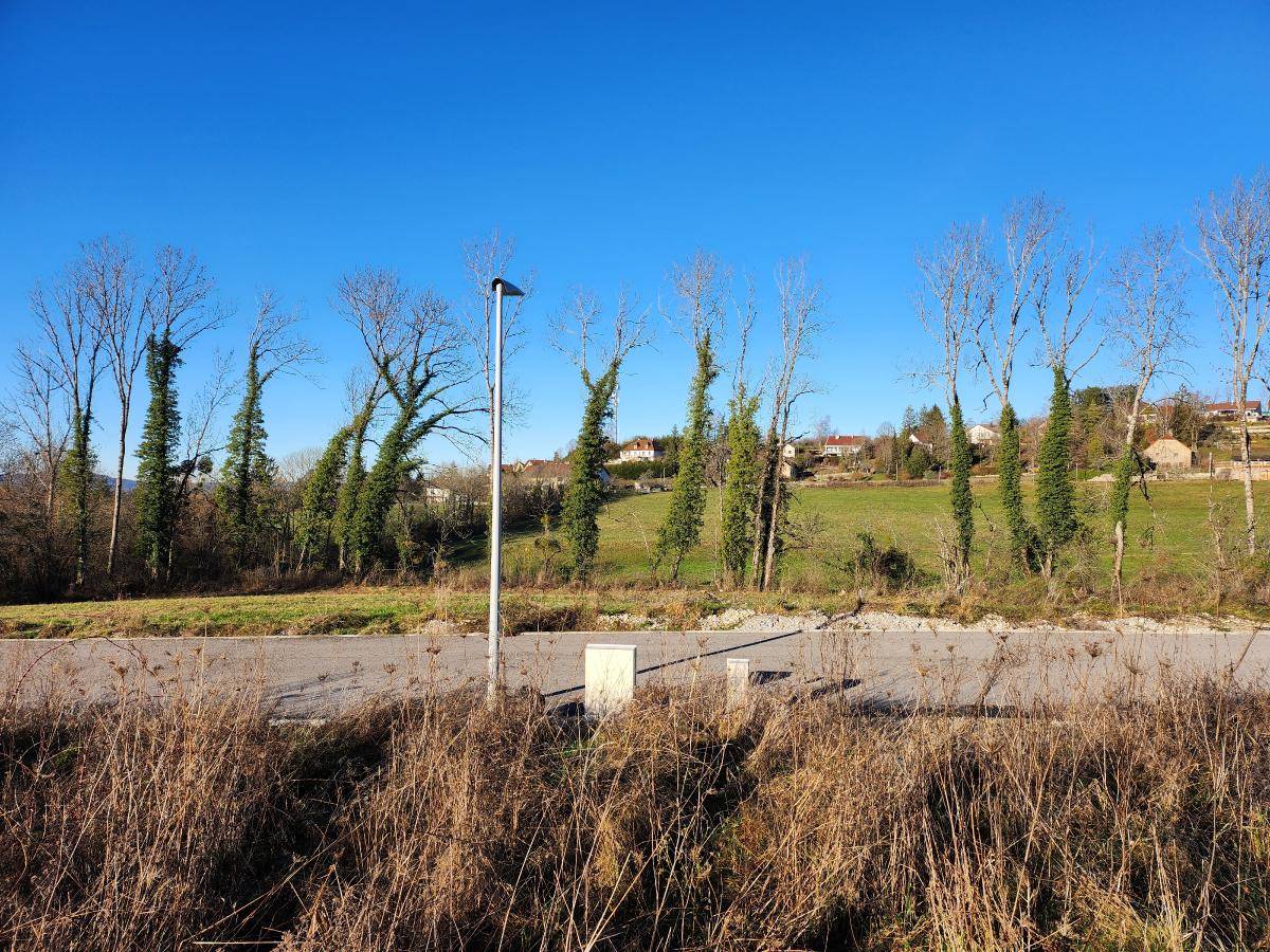 Terrain seul à Clairvaux-les-Lacs en Jura (39) de 1350 m² à vendre au prix de 135000€ - 3